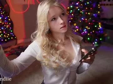 bestblondiiecb from Chaturbate is Freechat