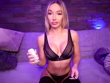 Girls ecstasy: Improve your chatting skills with these steamy streamers, and dive into the immersive world of exposed attraction.