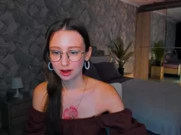 yourlovelystory from Chaturbate is Freechat