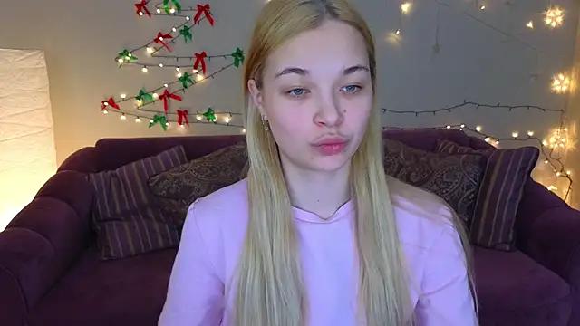 AlettaTorres from StripChat is Freechat