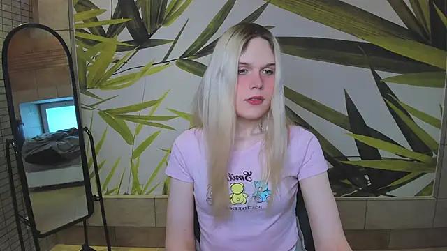 Auroralitta from StripChat is Freechat