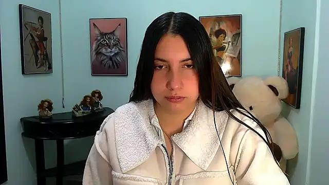 Cristal_erotik from StripChat is Freechat