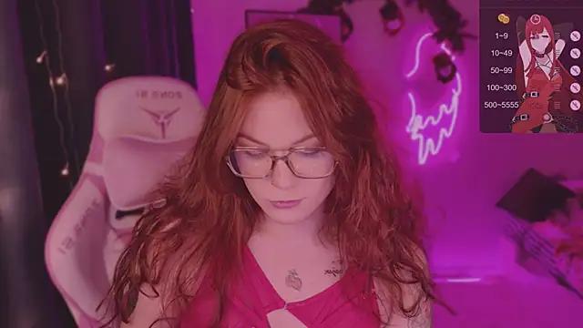 Elsie_Ginger from StripChat is Freechat