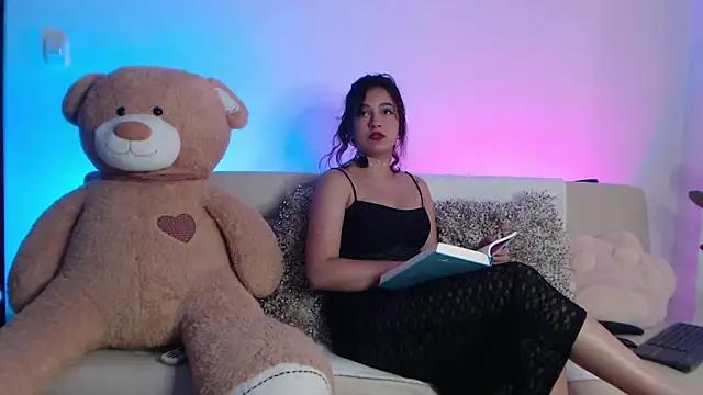 LaurenthMoon from StripChat is Freechat