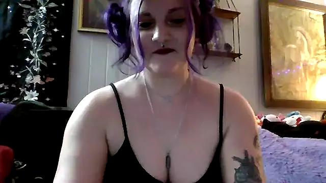 LunaLilith from StripChat is Freechat