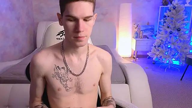 Mark_Shine from StripChat is Freechat