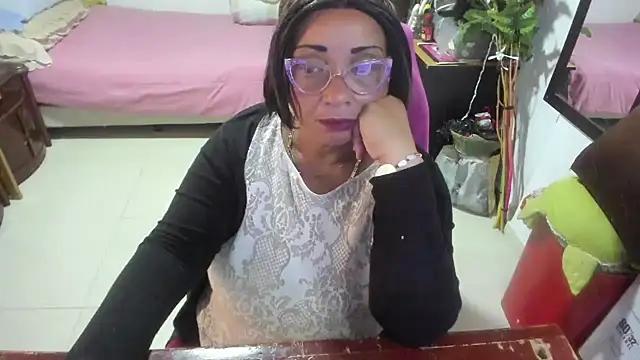 Mrs_mommy_ from StripChat is Freechat