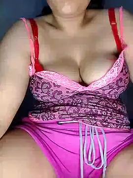 Ricana2 from StripChat is Freechat