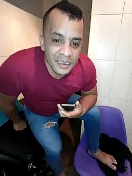 saludybienestar from StripChat is Freechat