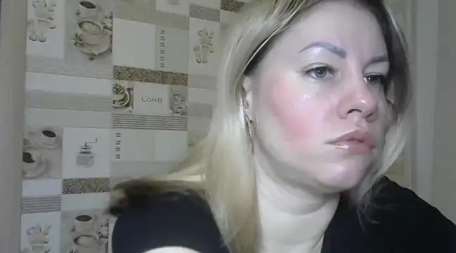 TherestlessKitty from StripChat is Freechat