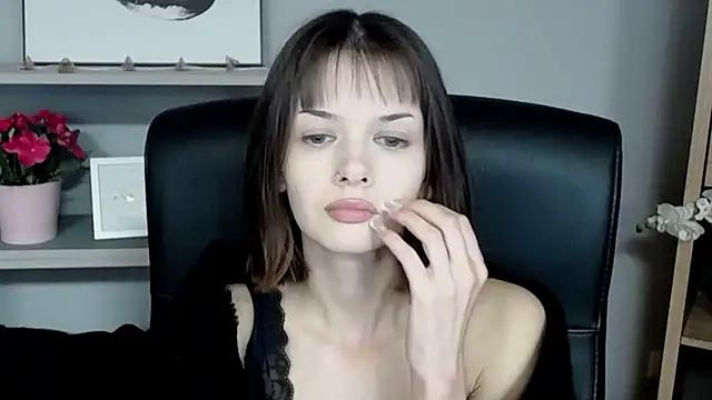 VICKYxsugar from StripChat is Freechat