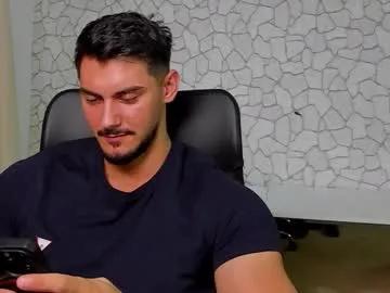 Chaturbate clintmasterss is Freechat clintmasterss — Let's heat up the room! #bigcock #cum #master #muscle #young