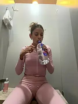 StripChat alana15 is Freechat alana15 — MAKE ME WET