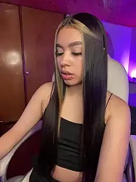 Avatar of Karina16_pink