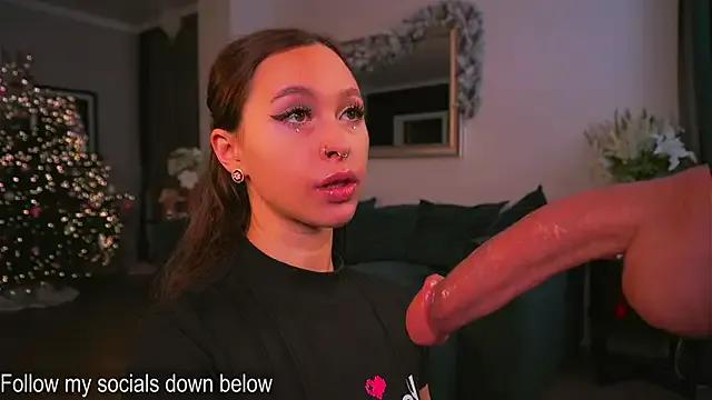 StripChat karolineneuer_ is Freechat karolineneuer_ — deepthroat